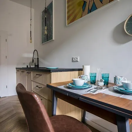 Close-cozy And Modern - Praga Polnoc - Zabkowska B * ורשה